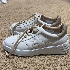 Hogan Cream and Gold Women's Sneakers